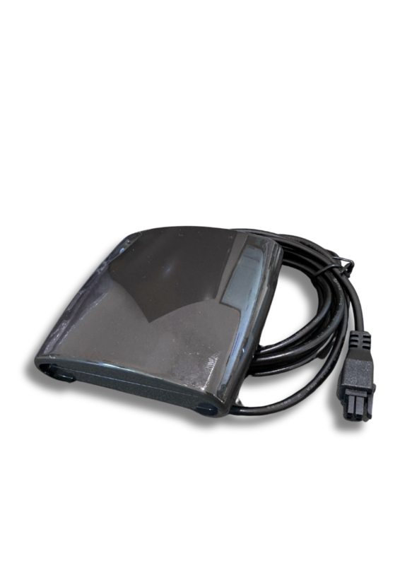 The Spapilot Gen 1 device with connection cable